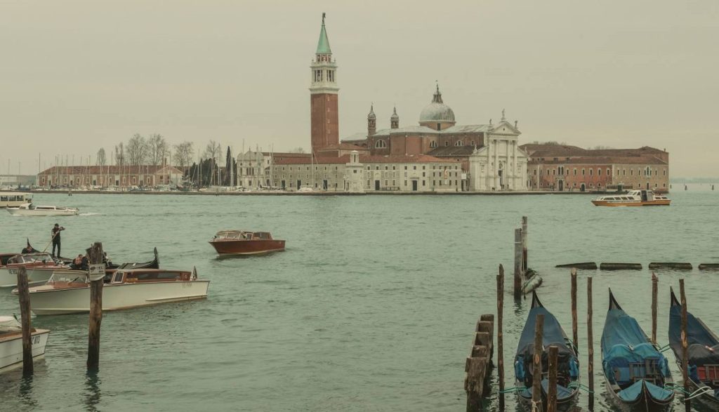Canali di Venezia al tramonto